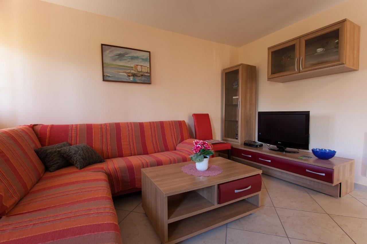 Apartments Nedeljka Malinska Εξωτερικό φωτογραφία