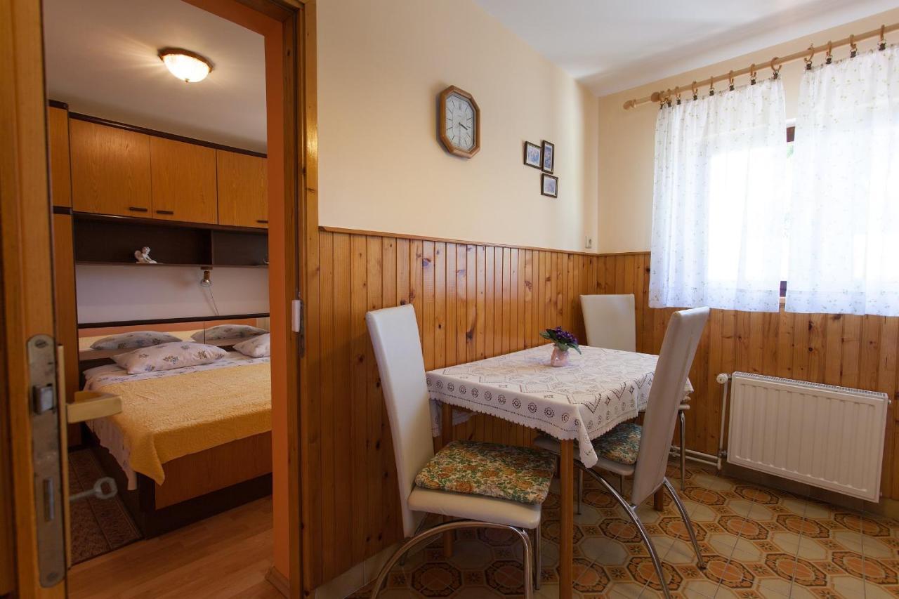 Apartments Nedeljka Malinska Εξωτερικό φωτογραφία