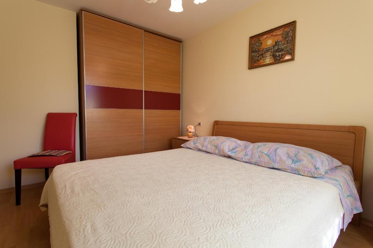 Apartments Nedeljka Malinska Εξωτερικό φωτογραφία