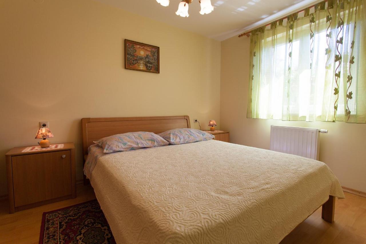 Apartments Nedeljka Malinska Εξωτερικό φωτογραφία