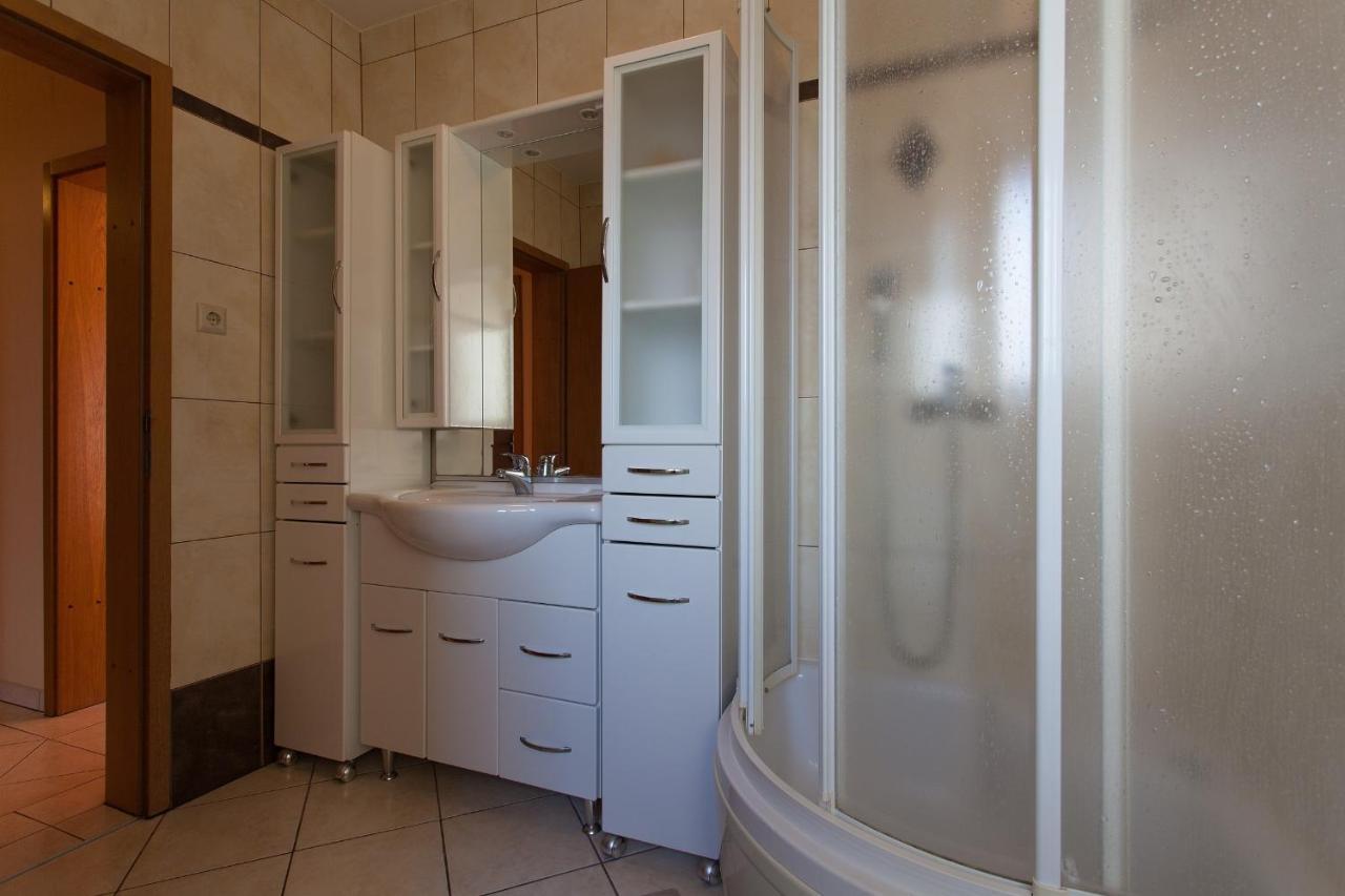 Apartments Nedeljka Malinska Εξωτερικό φωτογραφία